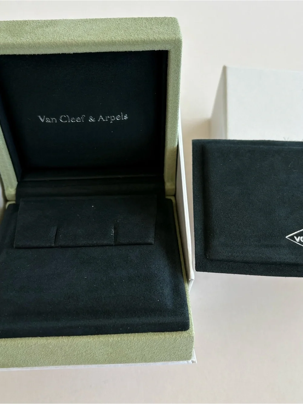 Van Cleef & Arpels Earrings Jewelry Box